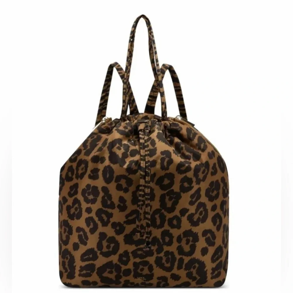 Vince Camuto new tags